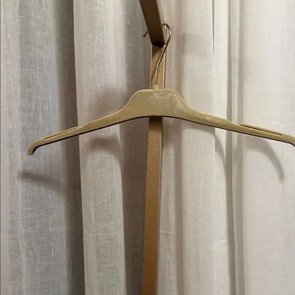 Chloe  Wardrobe Hanger